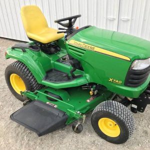 2012 John Deere X740